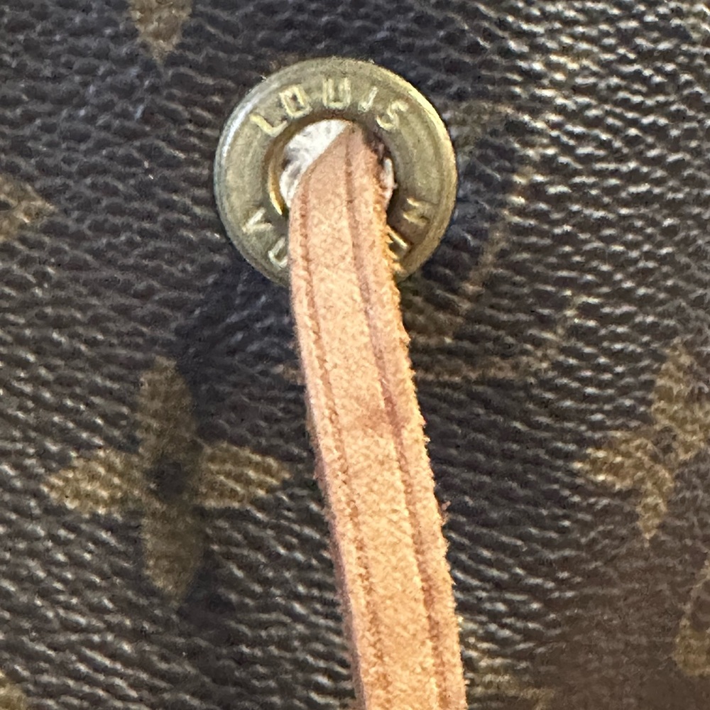 Louis Vuitton Backpack - Picture 6 of 10